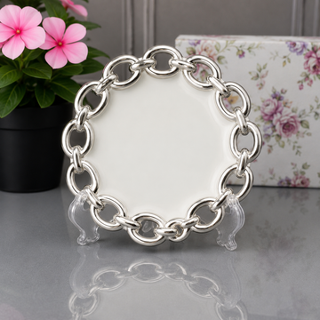 Brilliant Round White Serving Tray With Silver Chain Border - 6 Inches